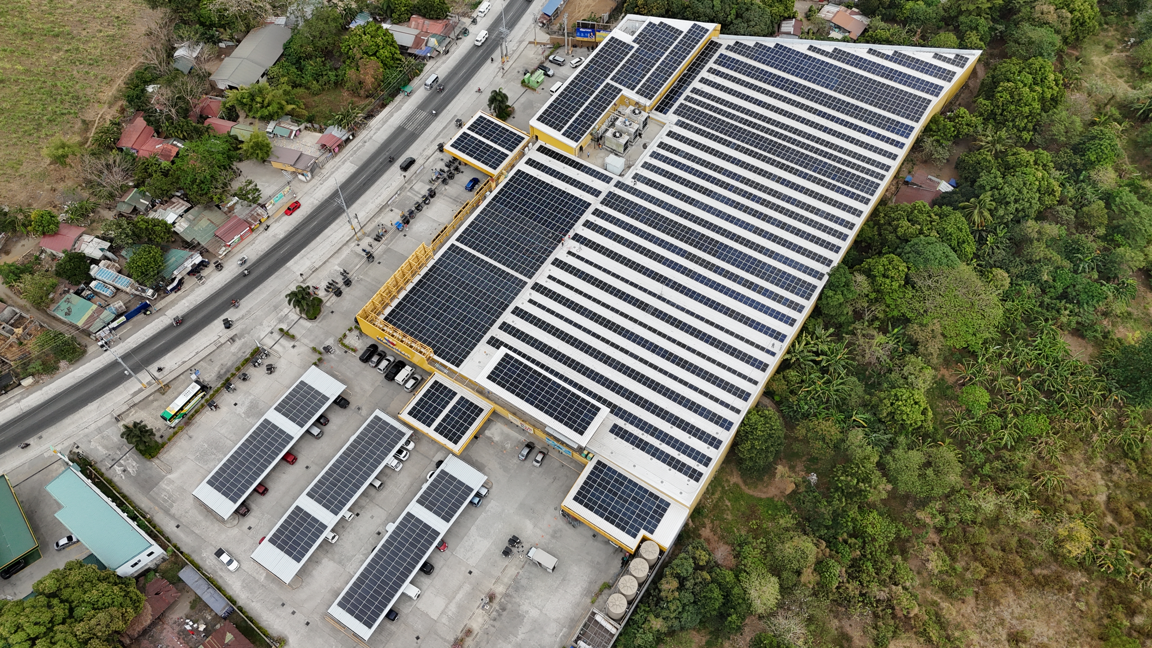 WALTERMART NASUGBU commercial solar installation